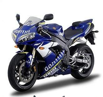 Yamaha%20R1%20MotoGP%20Replica%20%201